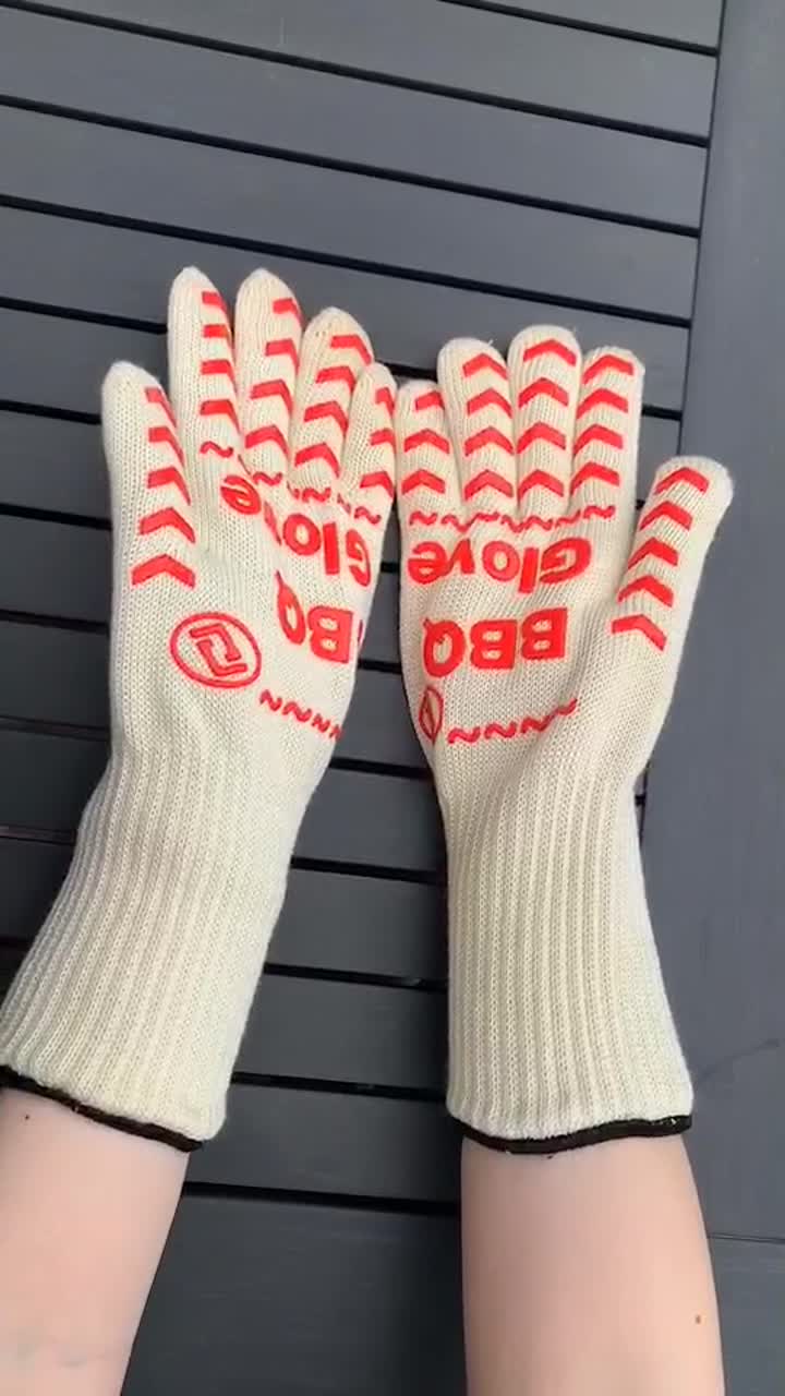 glove white.mp4