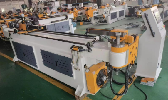 CNC Otomatik Boru Bükme Makineleri