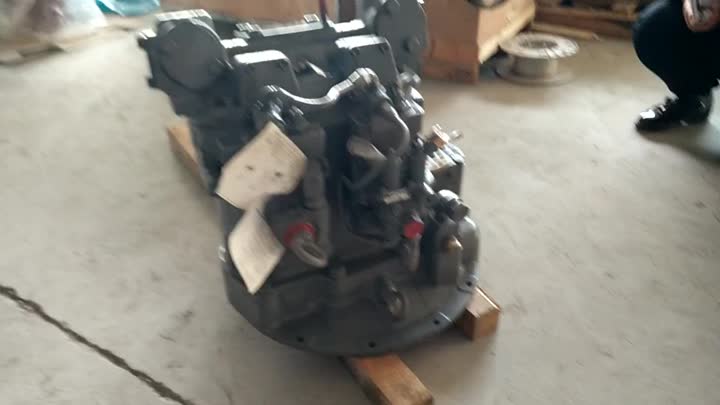 ZX225USLC-3 Hydraulikpumpe