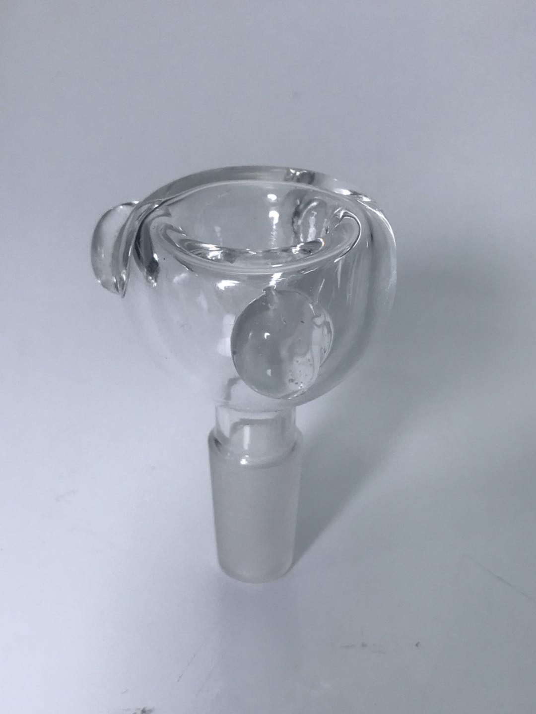 Hot white female joint glass water pipes