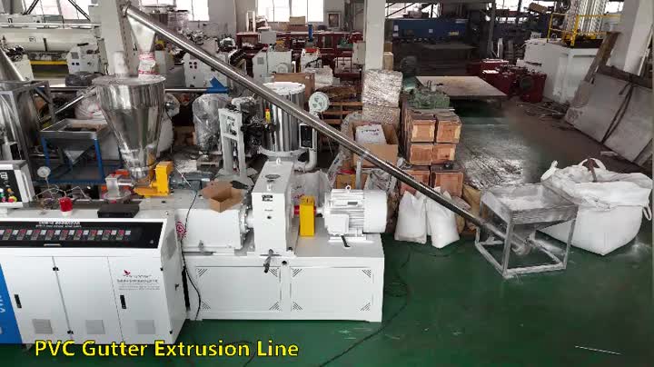 Línea de extrusión de canaletas de PVC