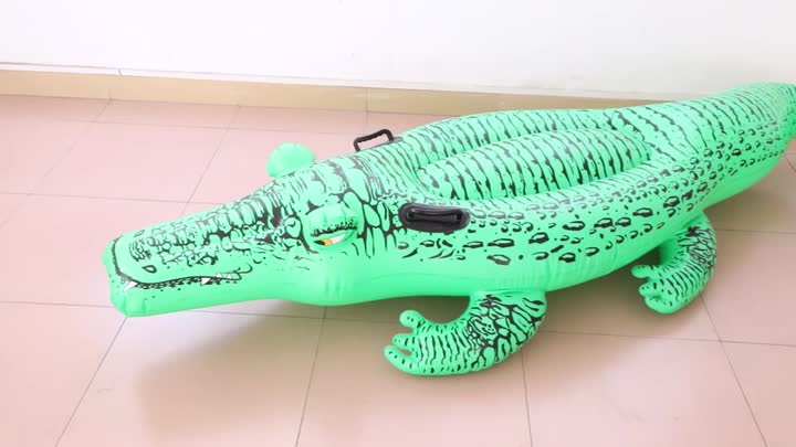 Piscine gonflable en PVC de crocodile FOAT_VIDEO1