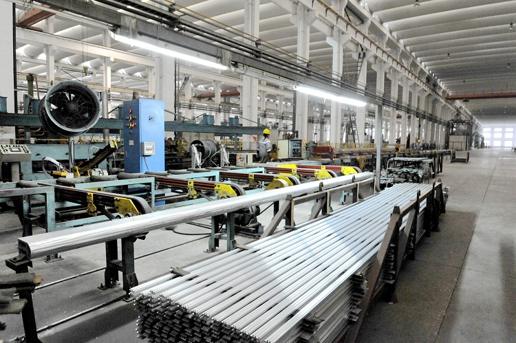 Profils d'aluminium pour fenêtres aluminum profiles for windows