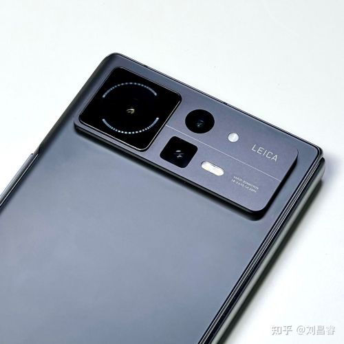 THE WORLD PREMIERE LIQUID LENS OF THE XIAOMI MIX FOLD 2 