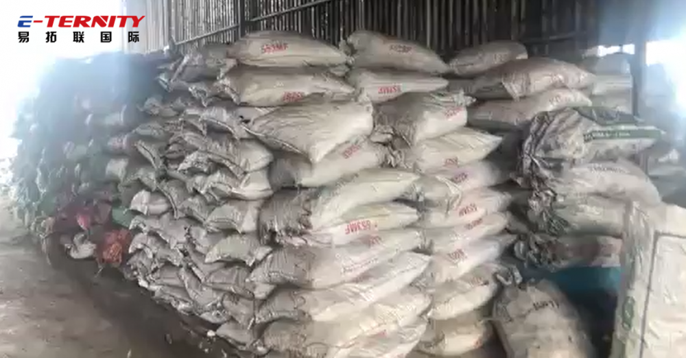 Vietnamese Coconut Shell Charcoal Warehouse