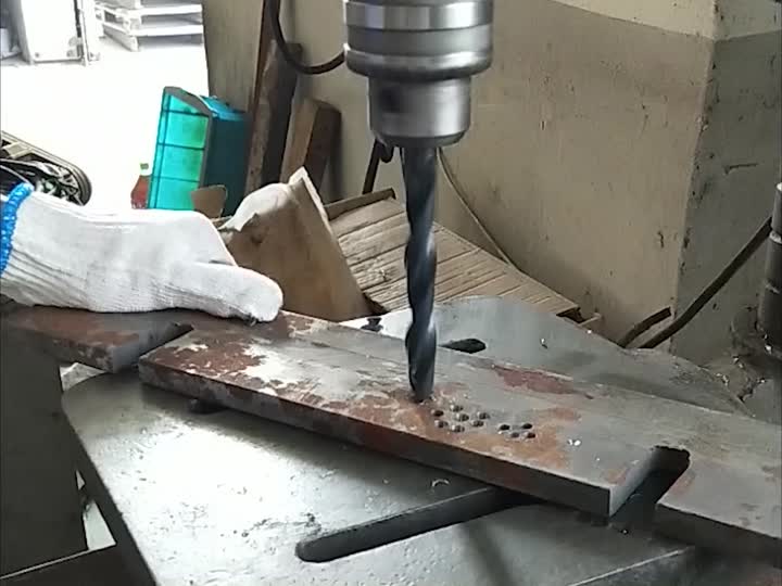 4241 Rolling Black Drill