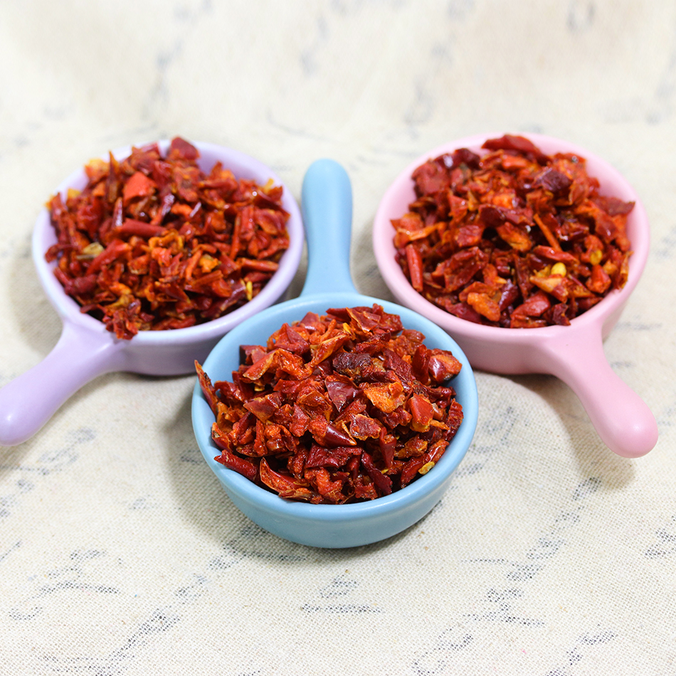 Dried red sweet pepper flakes substitute