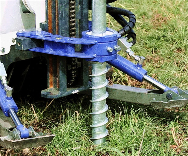 Instalación de tornillo de tierra de brida