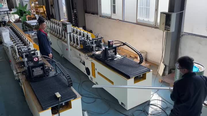 Rolling shutter door mechanical equipment