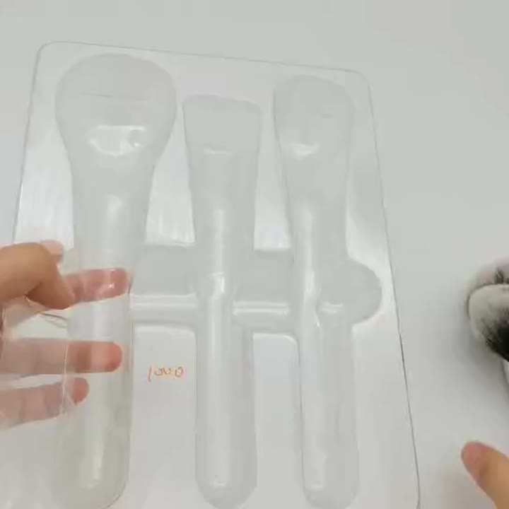 makeup brush blister pack