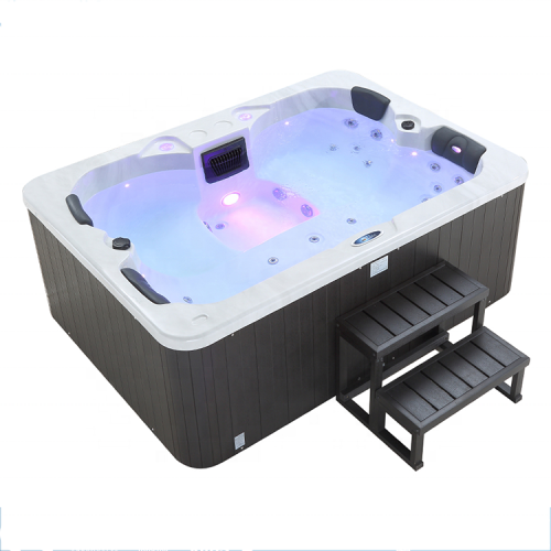 Backyard Outoor Hot tub 3 person spa