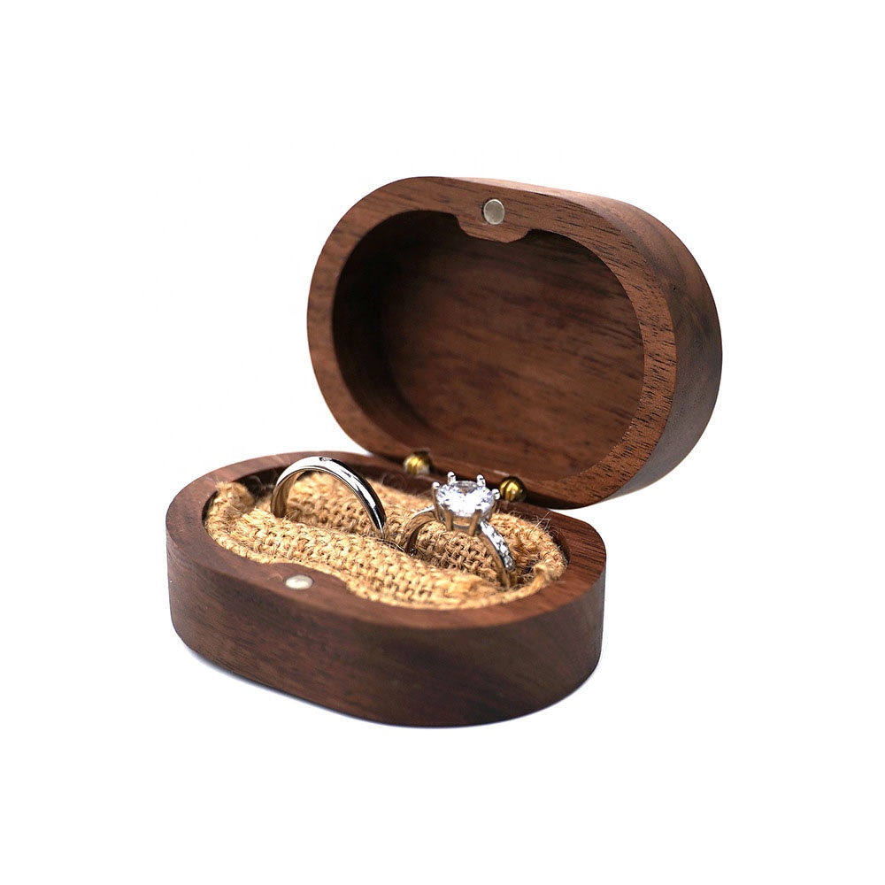 Petite boîte de bijoux de bague en bois délicate Small Delicate Wood Ring Packaging Box Jewelry Box