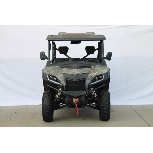 XY500U Orange UTV Drive durch die Felder 2