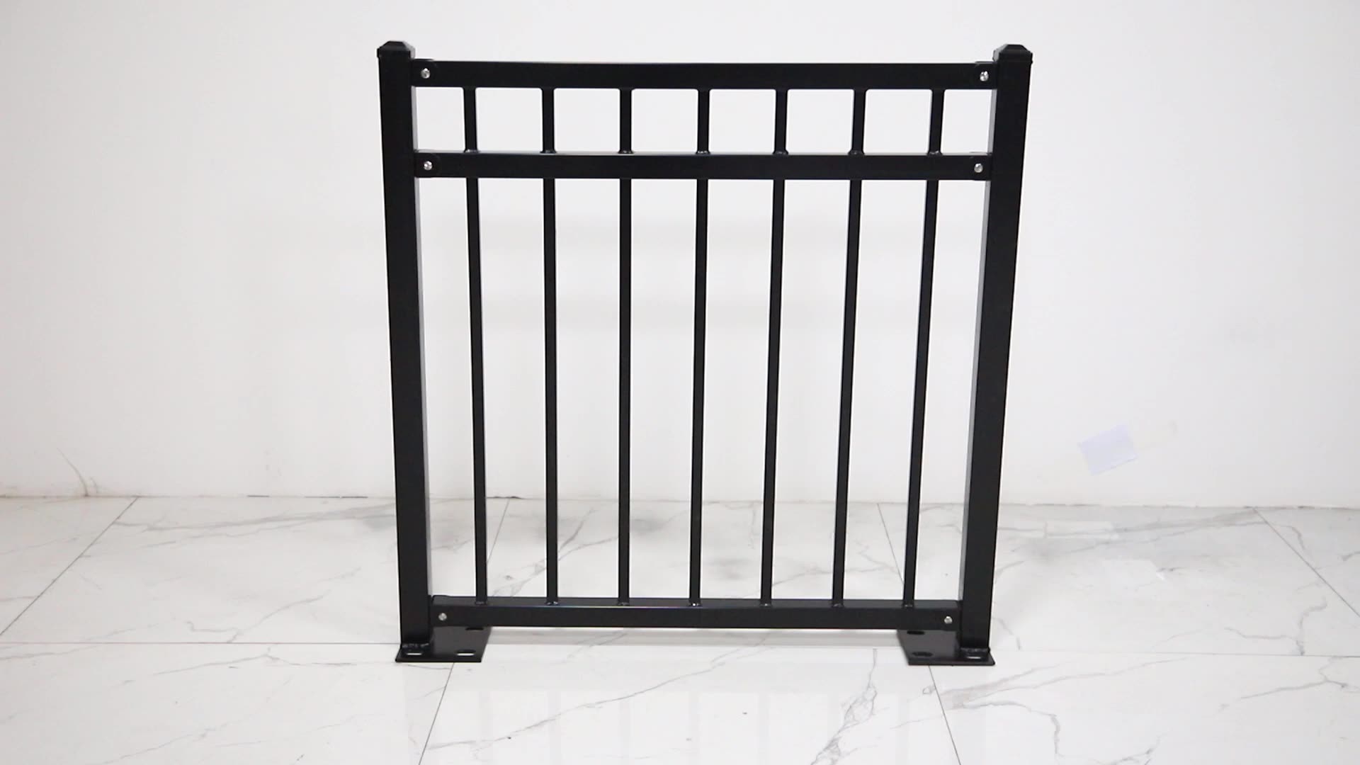 Cheap used galvanized and powder coated security metal iron fence panels and gates for sale1