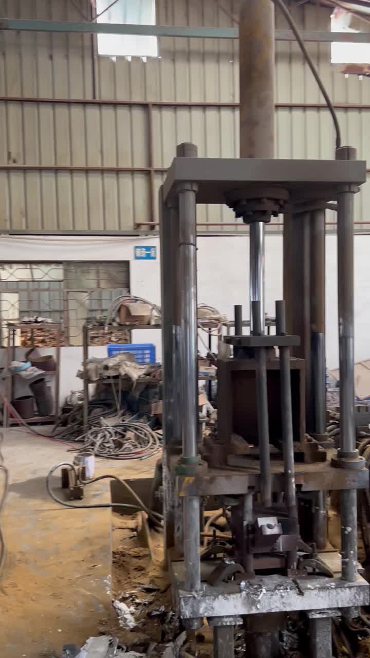 Gravity casting workshop