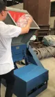 Machine de concassage en plastique domestique type de flocon de lame de déchets en plastique broyeur de recyclage de bouteilles en PET déchiqueteuse