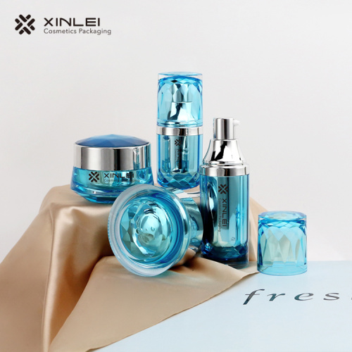 New skin care products set bottle packaging