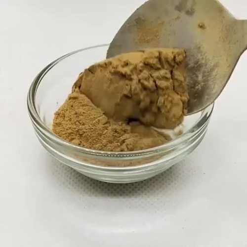 brown powder