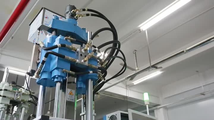 Plastic Zipper Teeth Injection Machine