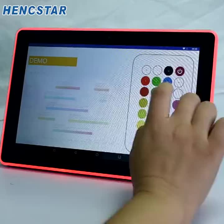 LED 라이트 바가 있는 Android 태블릿 