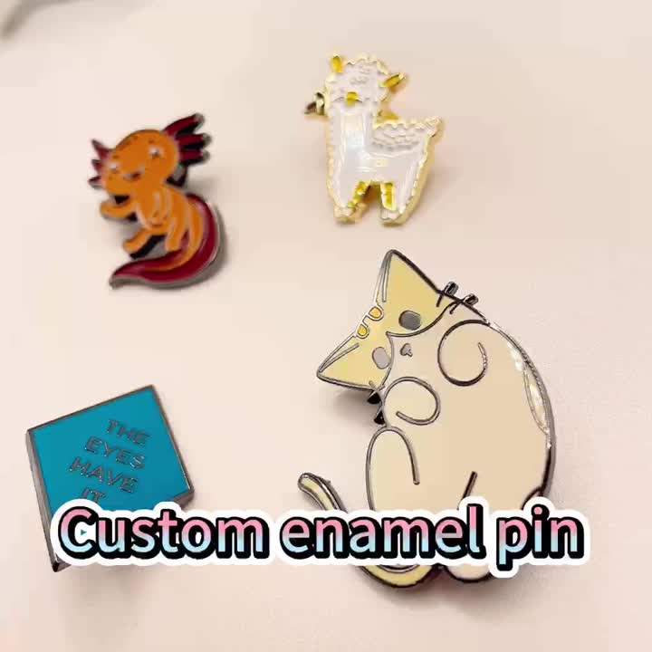 Logam pin enamel tersuai