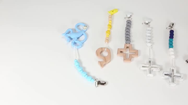 silicone pacifier clip.mp4