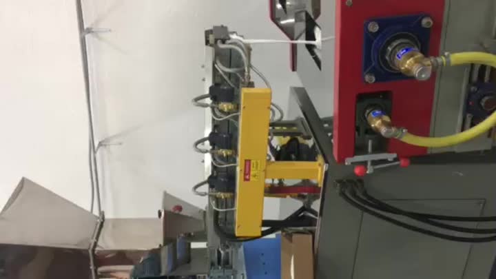 extruder and air cooling band