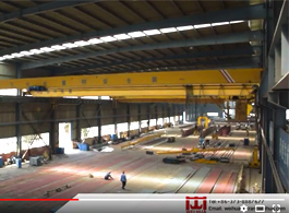 Overhead Crane Hoisting Steel Plate