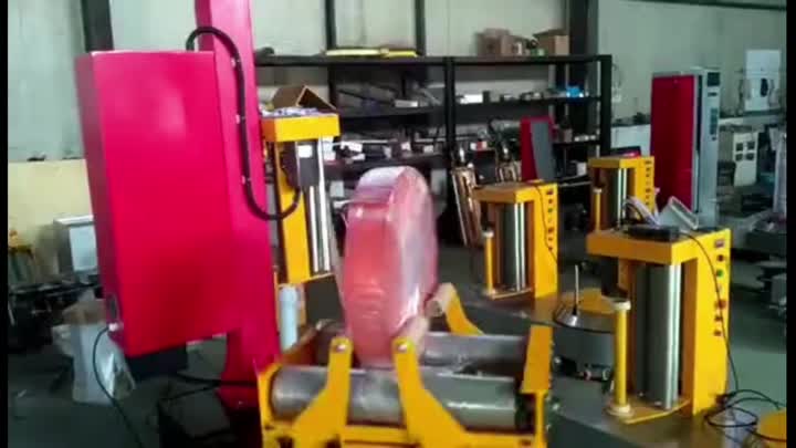 Mini roll stretch wrapping machine