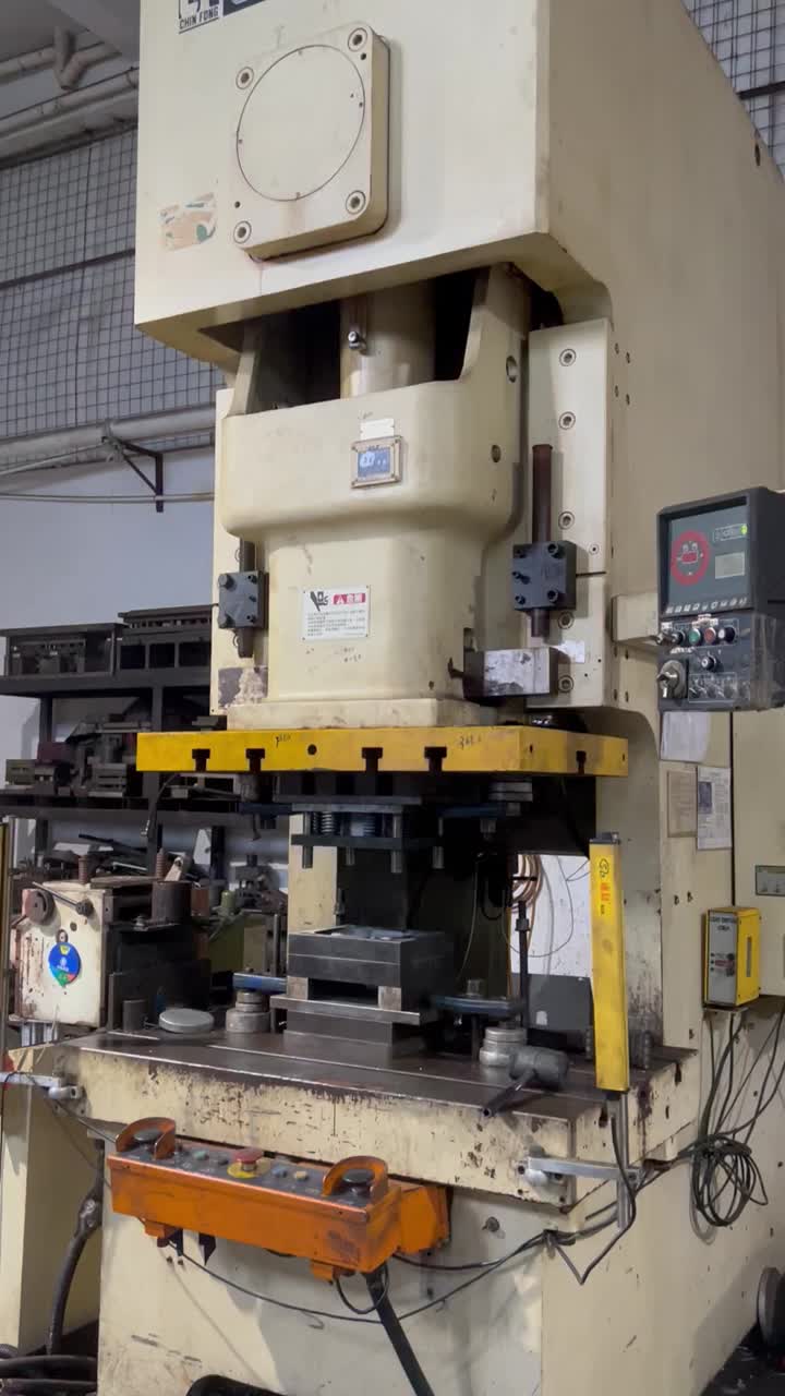 Forging product processing equipment