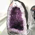 热销售天然晶体愈合石紫水晶的Geode for Meditates1