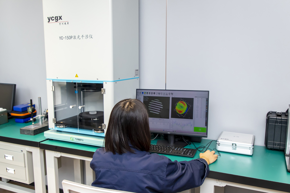 YC-150P laser interferometer