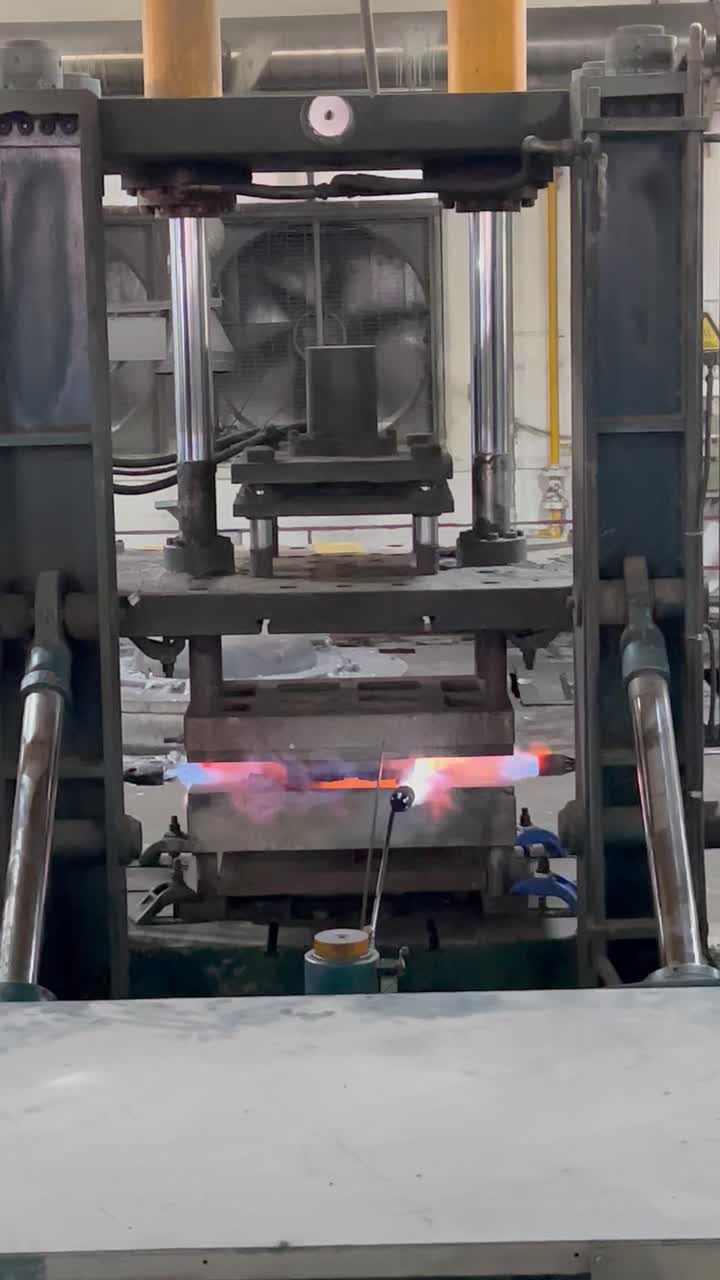 Gravity casting process-mold heating