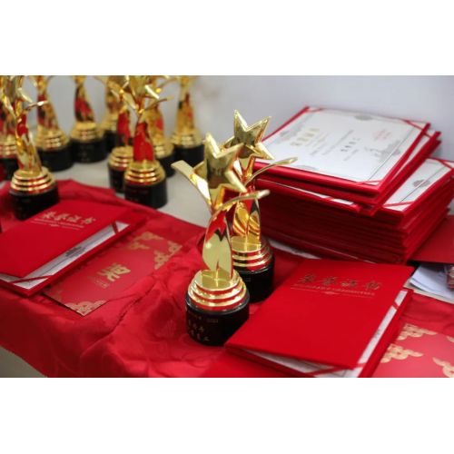 Xuchuan Chemical 2022 Awards Ceremony는 웅장하게 개최되었습니다!