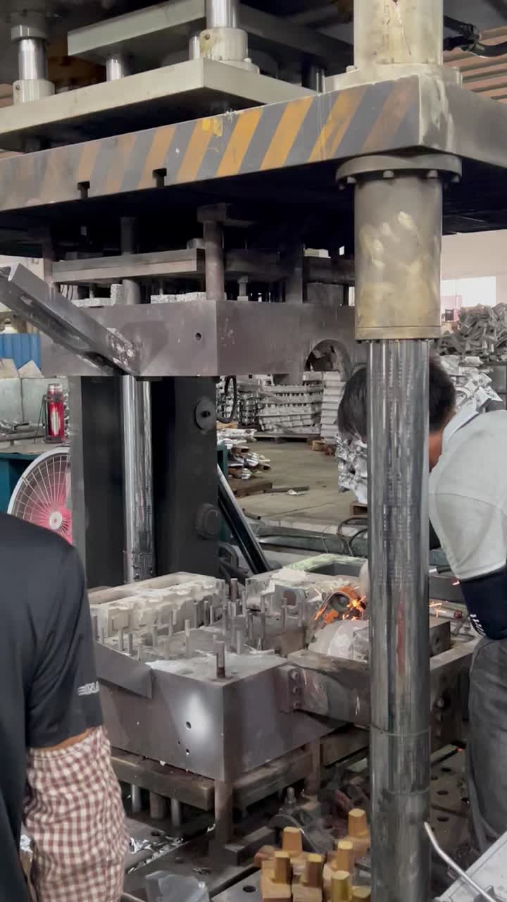 Gravity Casting Production-Mold Repair