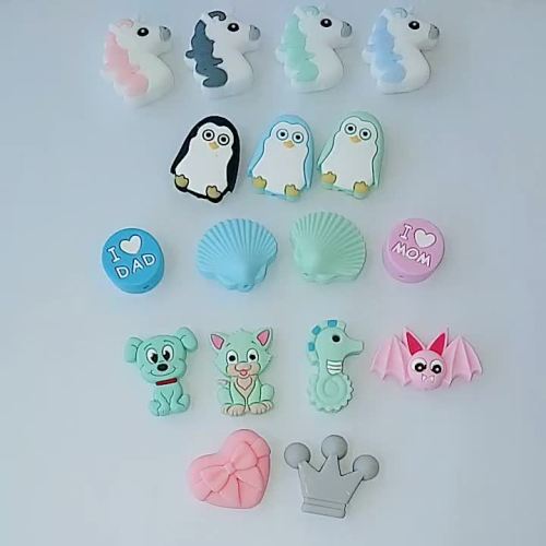 animals shaped silicone beads.mp4