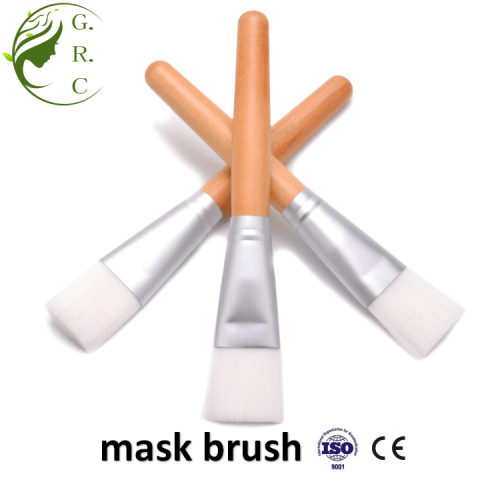 How to Pick Mask Makeup Brushes And Use Mask Brush?