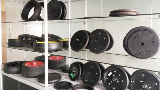 Wheels and tires for agricultural machinery