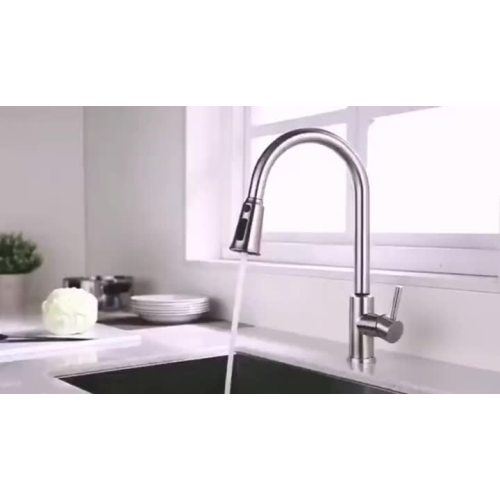 Sensor pull down kitchen faucet