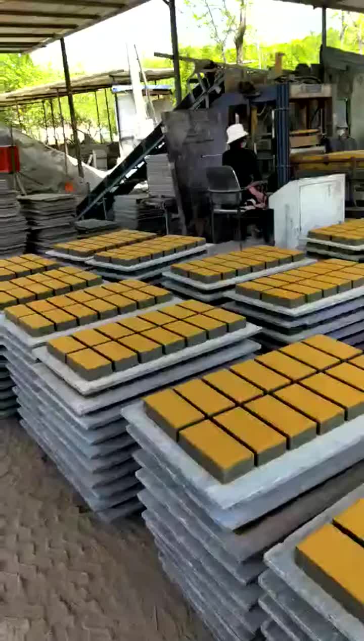 processo de fabricação de tijolos de pavimentação.mp4