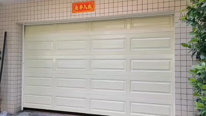 lifting garage door11