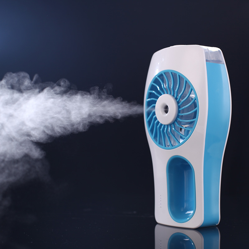 Water Spray Mini Fan