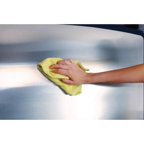 What's the best not to do when cleaning stainless steel surfaces