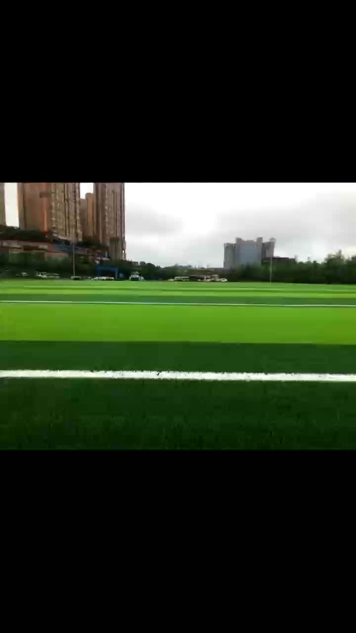 หญ้าประดิษฐ์สำหรับศูนย์กีฬา