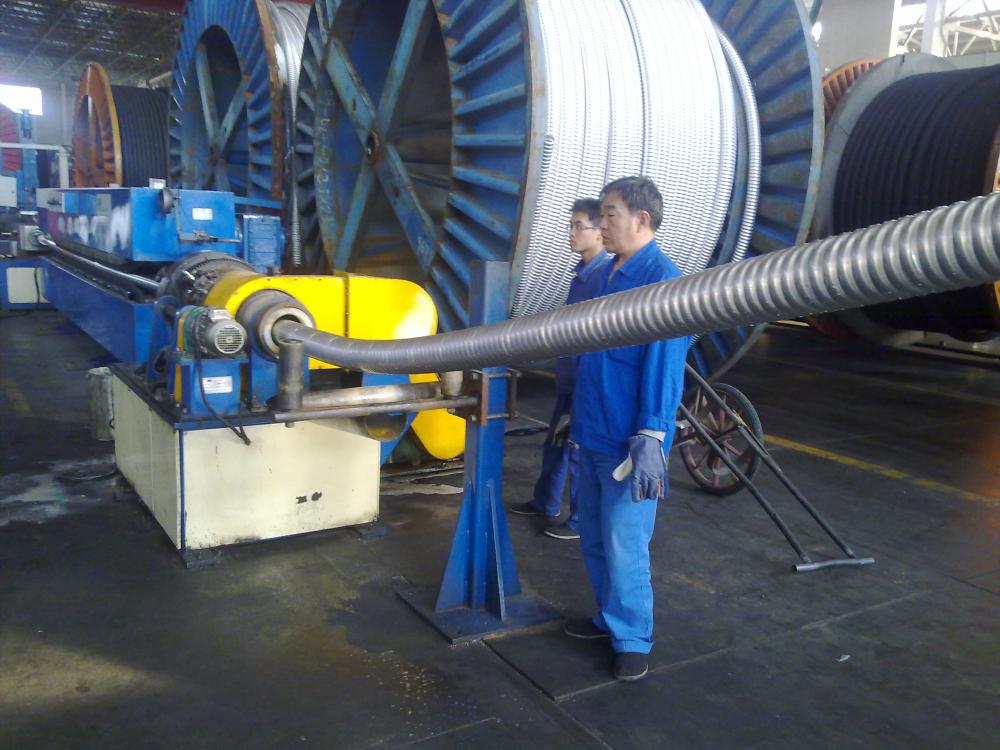 corrugated aluminium armour machine