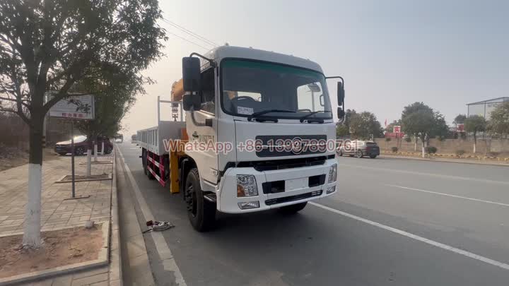 Camión dongfeng con grúa