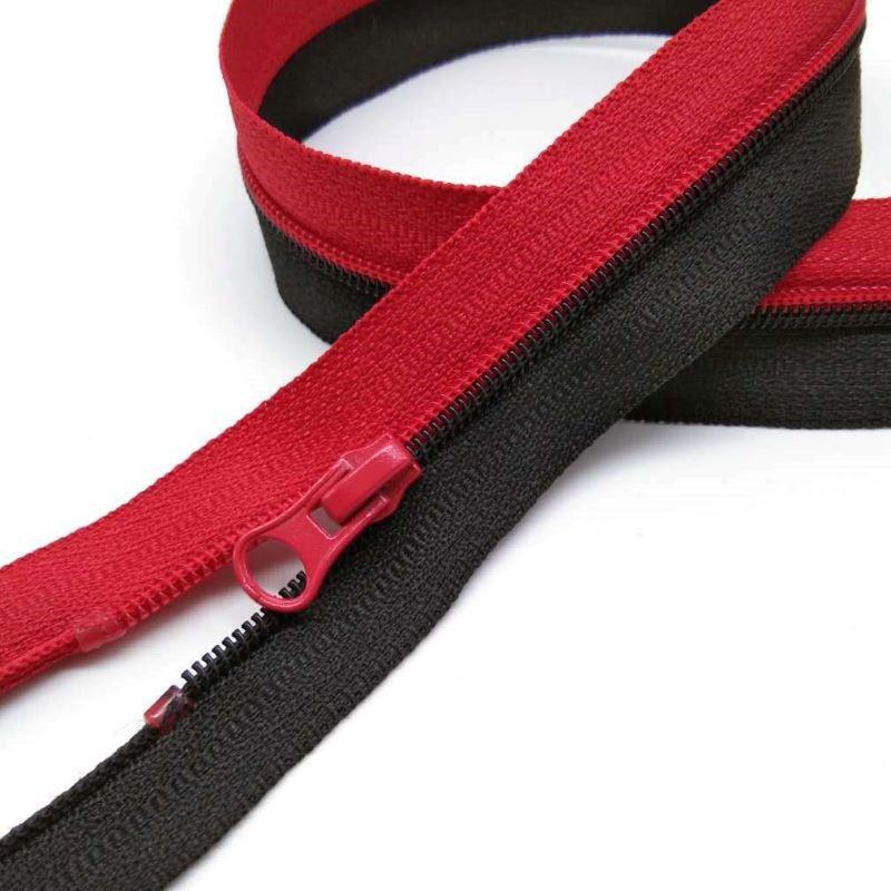  Two colours nylon zippers