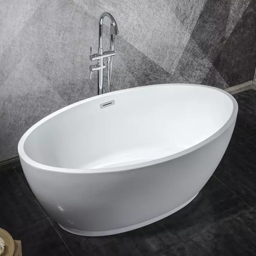 Master Bathroom Bathtub