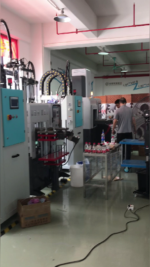 Liquid silicone injection molding machine