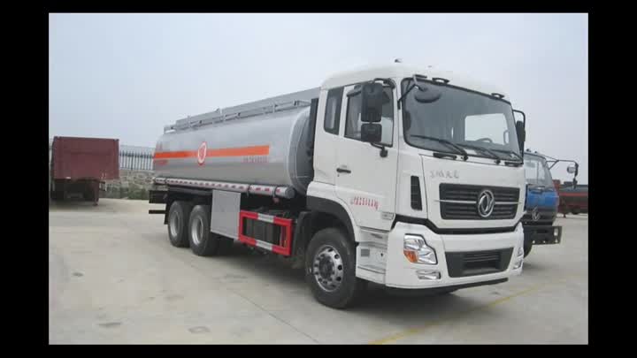 Camion-citerne de carburant Dongfeng.mp4